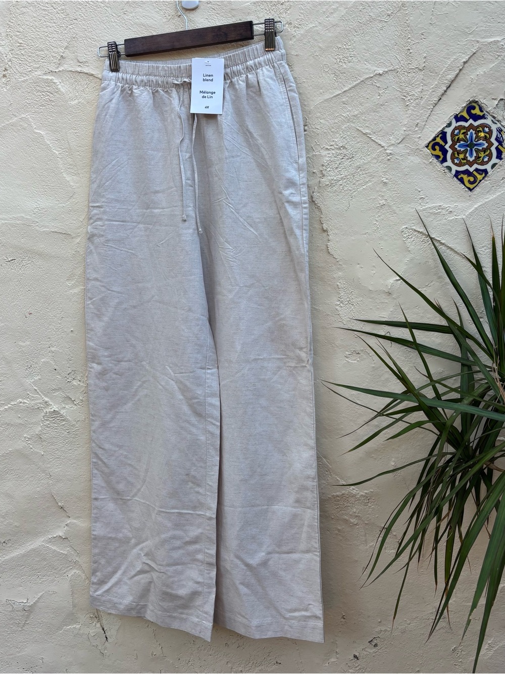 H&M Beige Drawstring Wide-Leg Pants - Picture 2 of 8